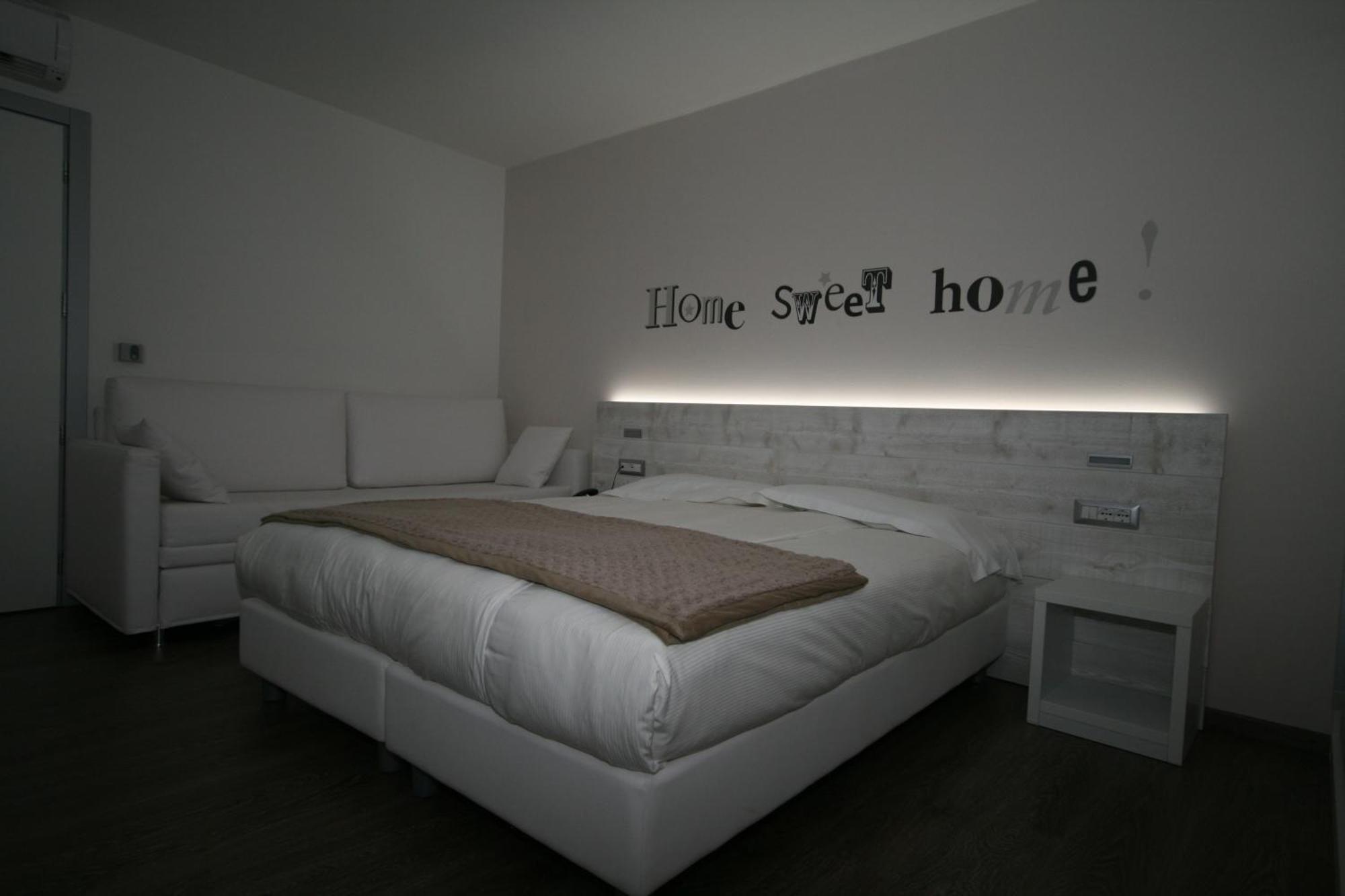 Hotel Garni Maria Riva del Garda
